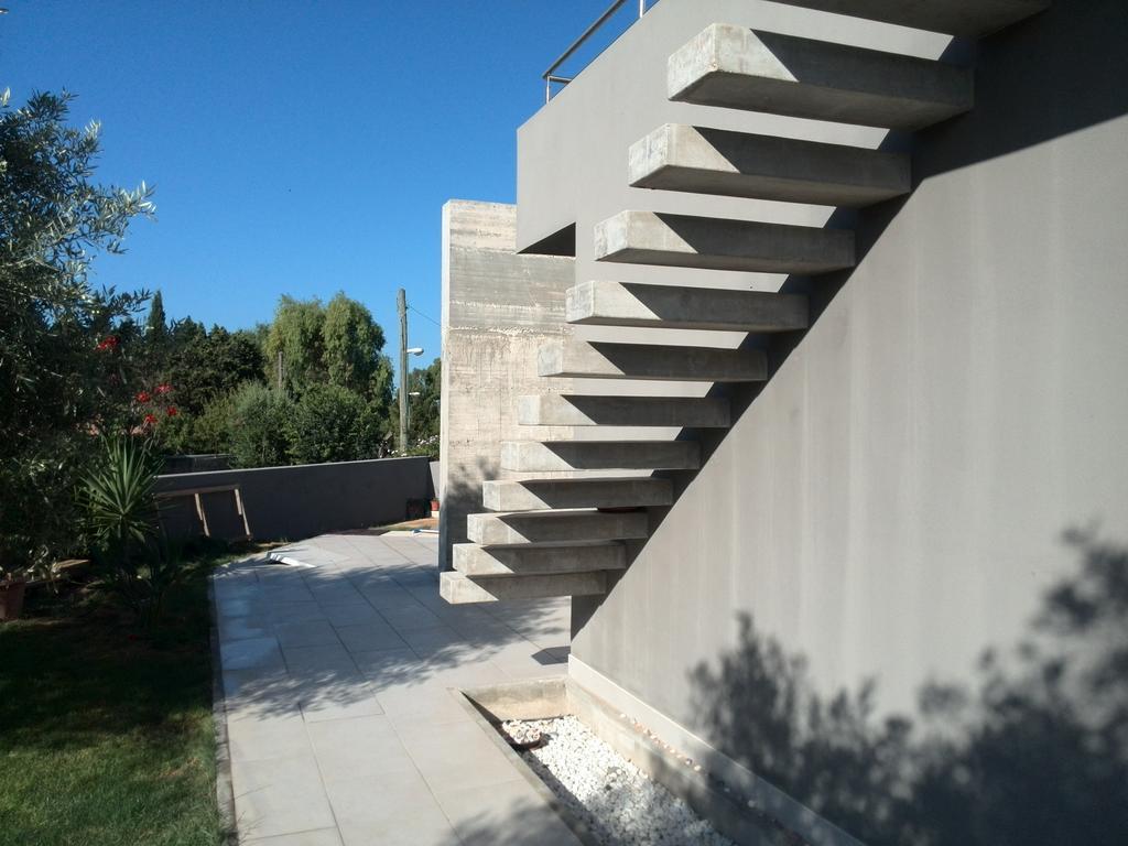 Art House Quartu - Margine Rosso Bed & Breakfast Quartu Sant'Elena Bagian luar foto