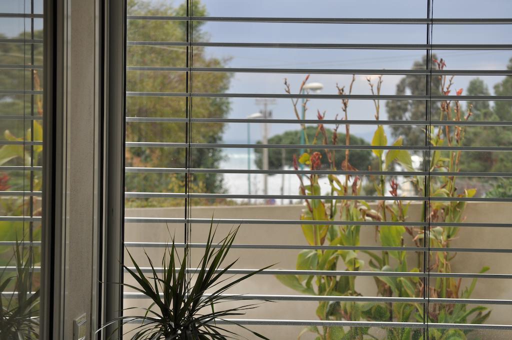 Art House Quartu - Margine Rosso Bed & Breakfast Quartu Sant'Elena Bagian luar foto