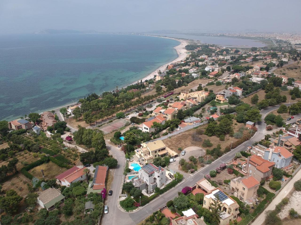 Art House Quartu - Margine Rosso Bed & Breakfast Quartu Sant'Elena Bagian luar foto